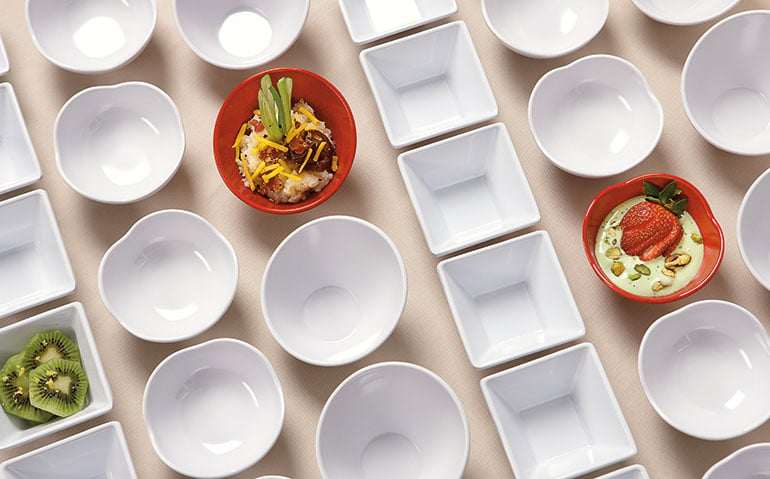 small-plate-dining-mini-petite-bowls.jpg