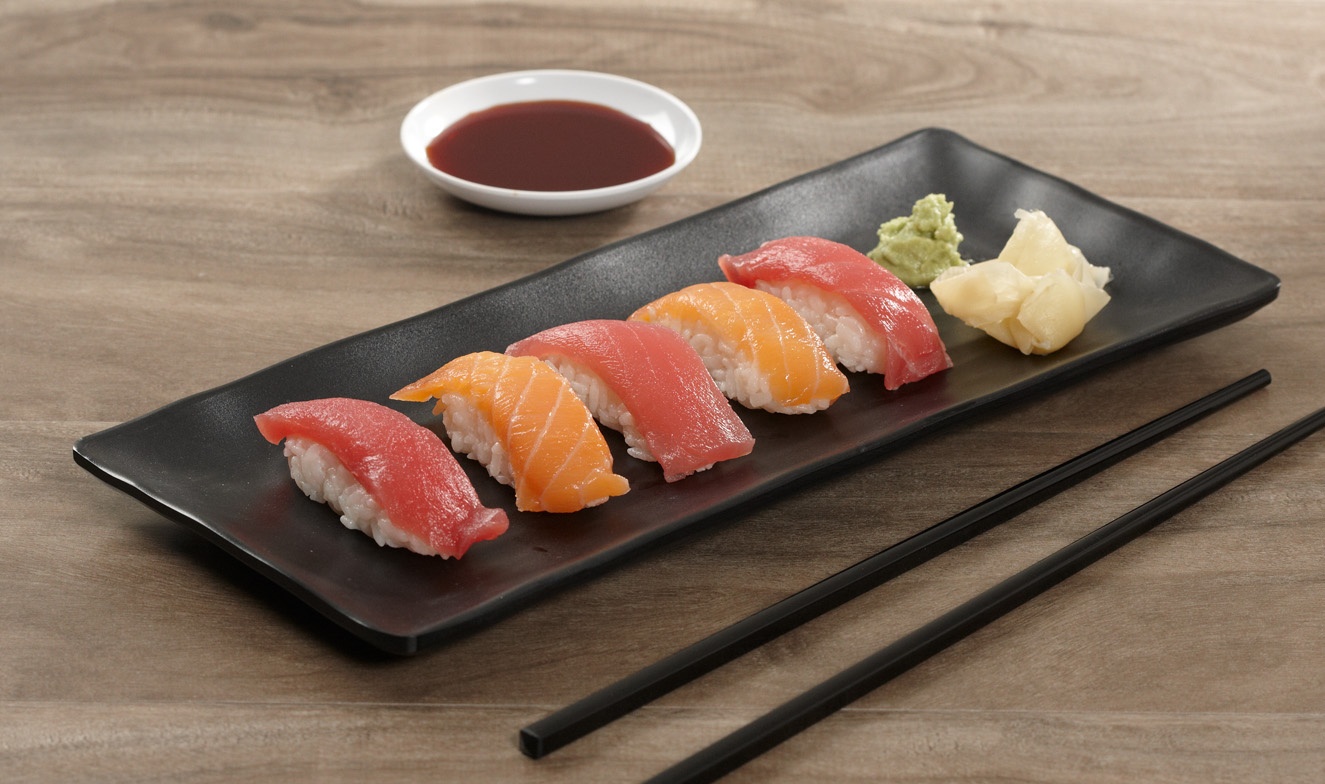 10 Creative Ways to Serve Sushi